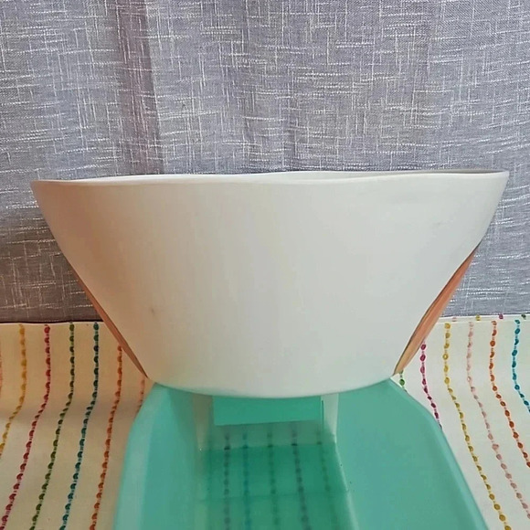 RAE DUNN BOWL - Picture 4 of 9